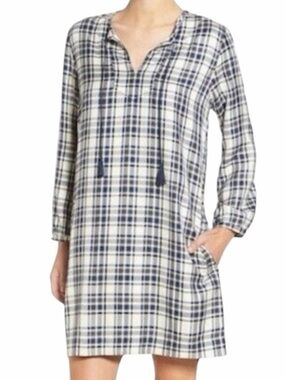 lightspun lucie long-sleeve smocked midi dress in livonia plaid Madewell + Plus Lightspun Lucie Long-Sleeve Smocked Midi Dress in Livonia Plaid
